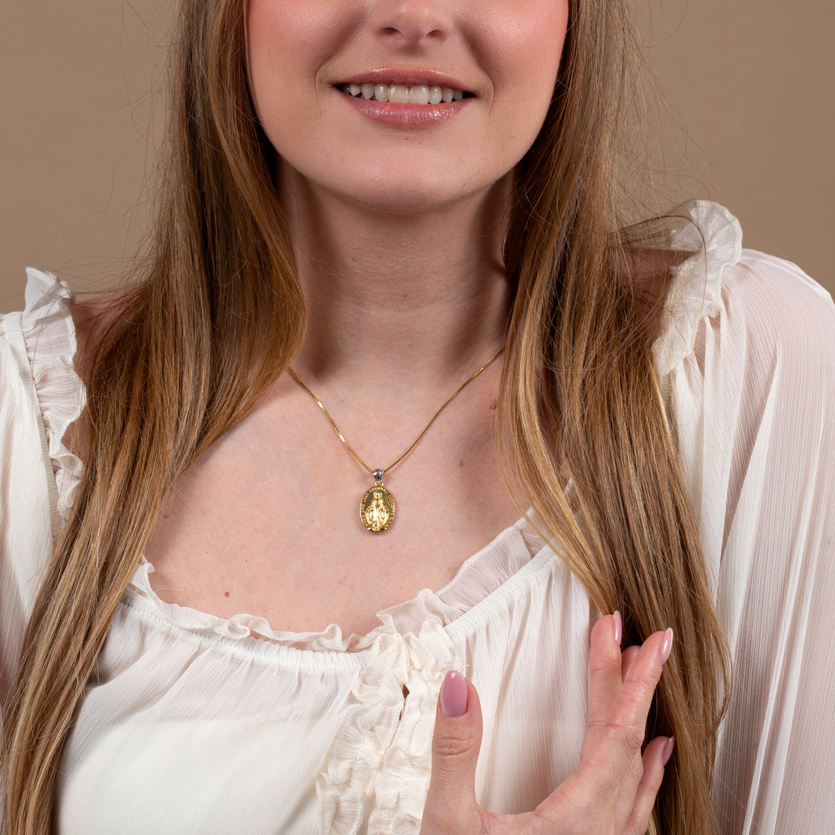 Miraculous Medal Pendant Necklace in Gold-Plated 925 Sterling Silver, Full Gold – shown worn